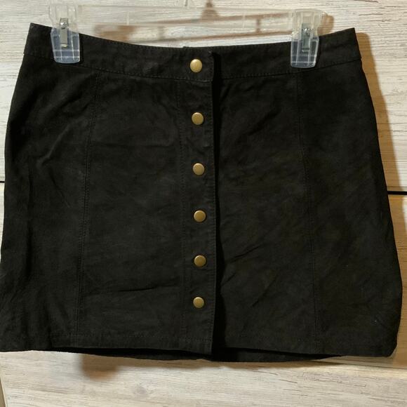 Stradivarius Black 100% Real Leather Button Up Mini Skirt - Size 28 - Picture 1 of 4
